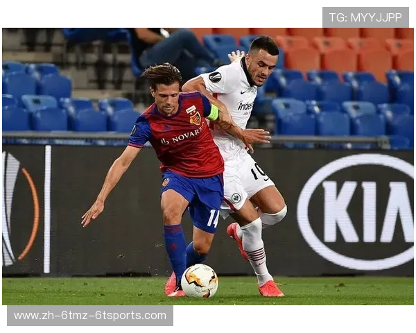 足球纵向突破是对抗密集防守时的核心手段之一吗